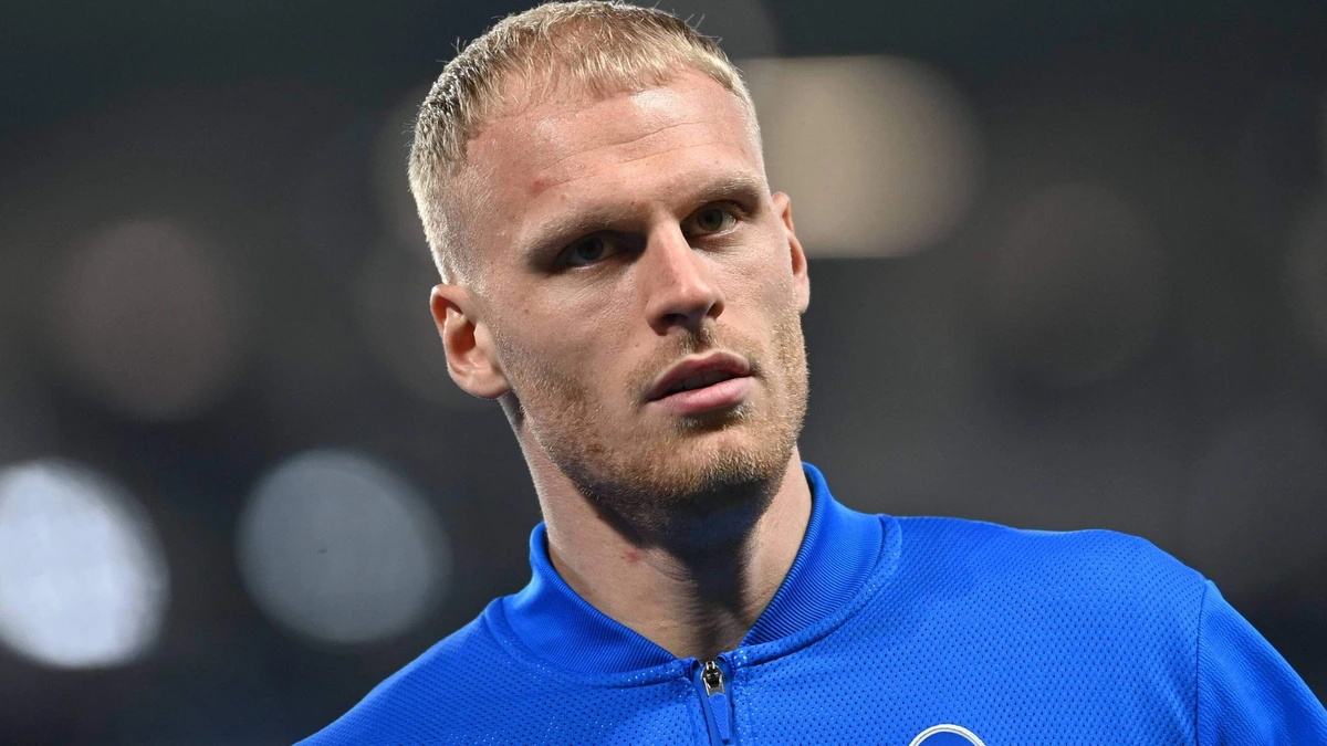 Transfervrije Mitchel Bakker (26) duikt op bij NEC en krijgt kans om contract af te dwingen
