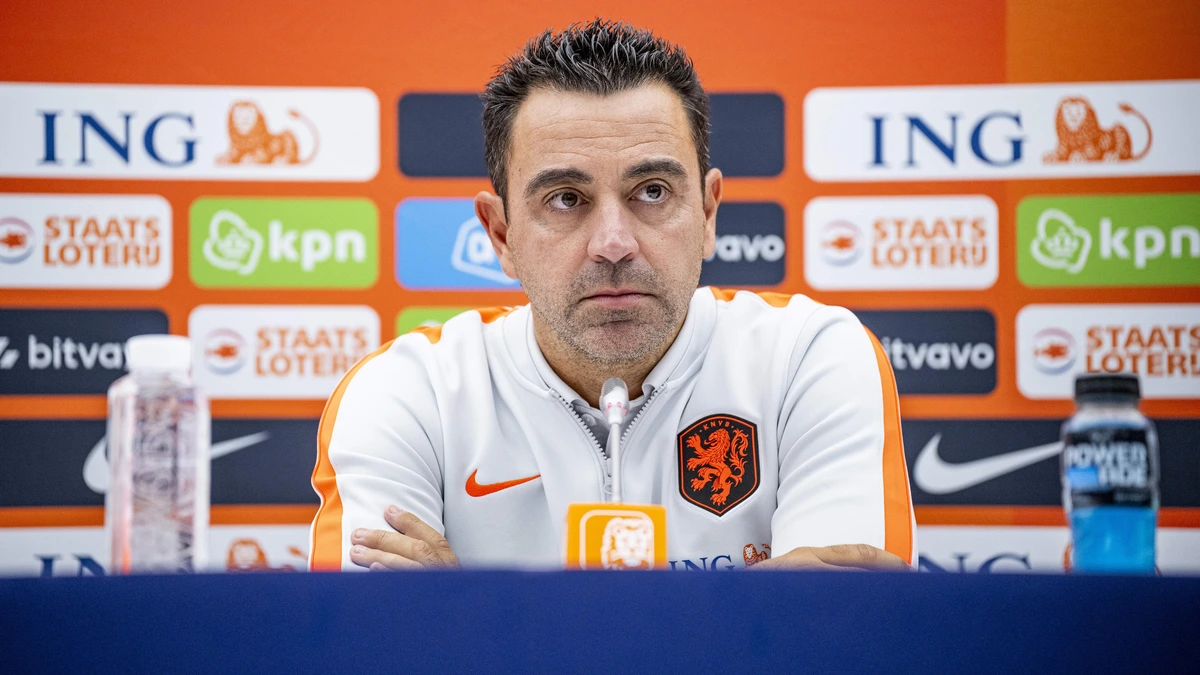 LIVE | Bondscoach Xavi Hernandez blikt vooruit op kraker tegen Griekenland in Nations League