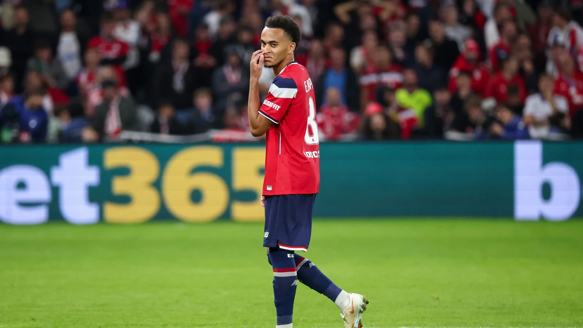 UEFA schorst Ethan Mbappé voor drie duels na rood voor elleboogstoot tegen Real Betis