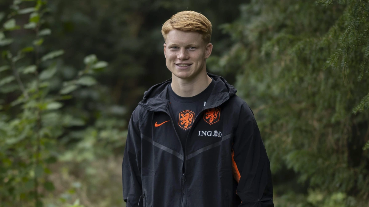 Kees Smit (20) over schijnwerpers én kritiek na vormdipje: ’Ik las eerst alles, dat doe ik nu niet meer’