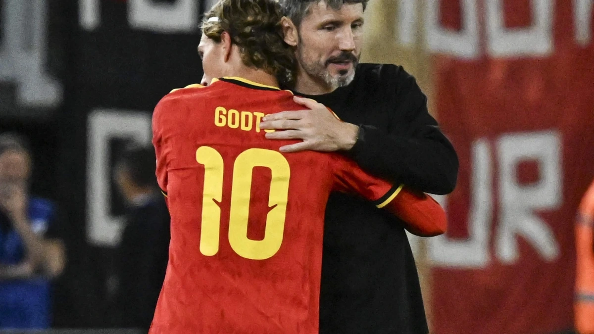 Mark van Bommel prijst zich bij België gelukkig met scherpe Mika Godts en frisse Kevin De Bruyne