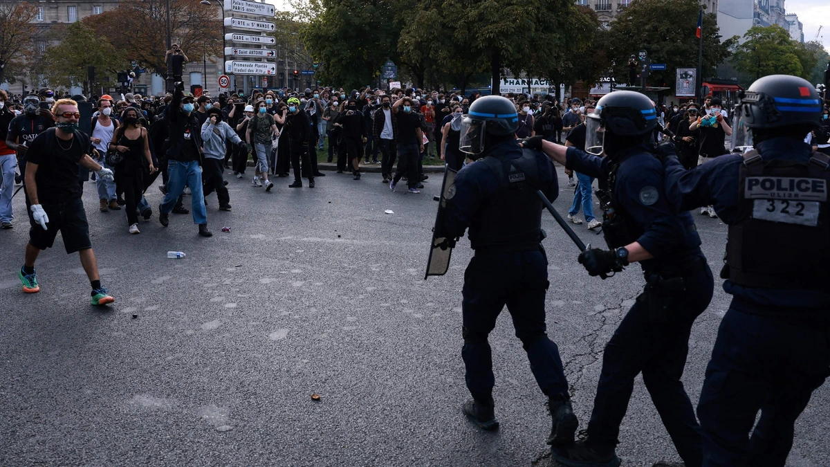 LIVE | Iraanse regering vermaant Frankrijk over scholierenprotesten, schendt volgens Teheran mensenrechten met optreden