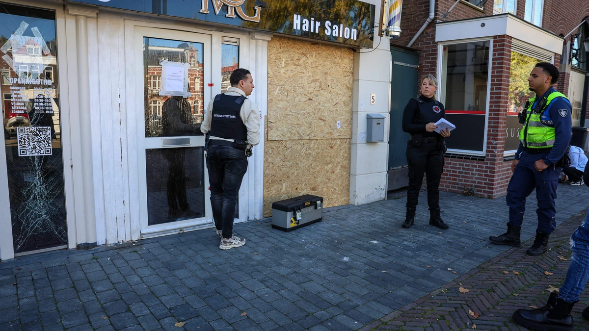 Reeks aanslagen doet vrezen voor kappersoorlog in Vlaardingen: ’Ze vragen maar 15 euro voor knipbeurt, dat vindt niet iedereen leuk’