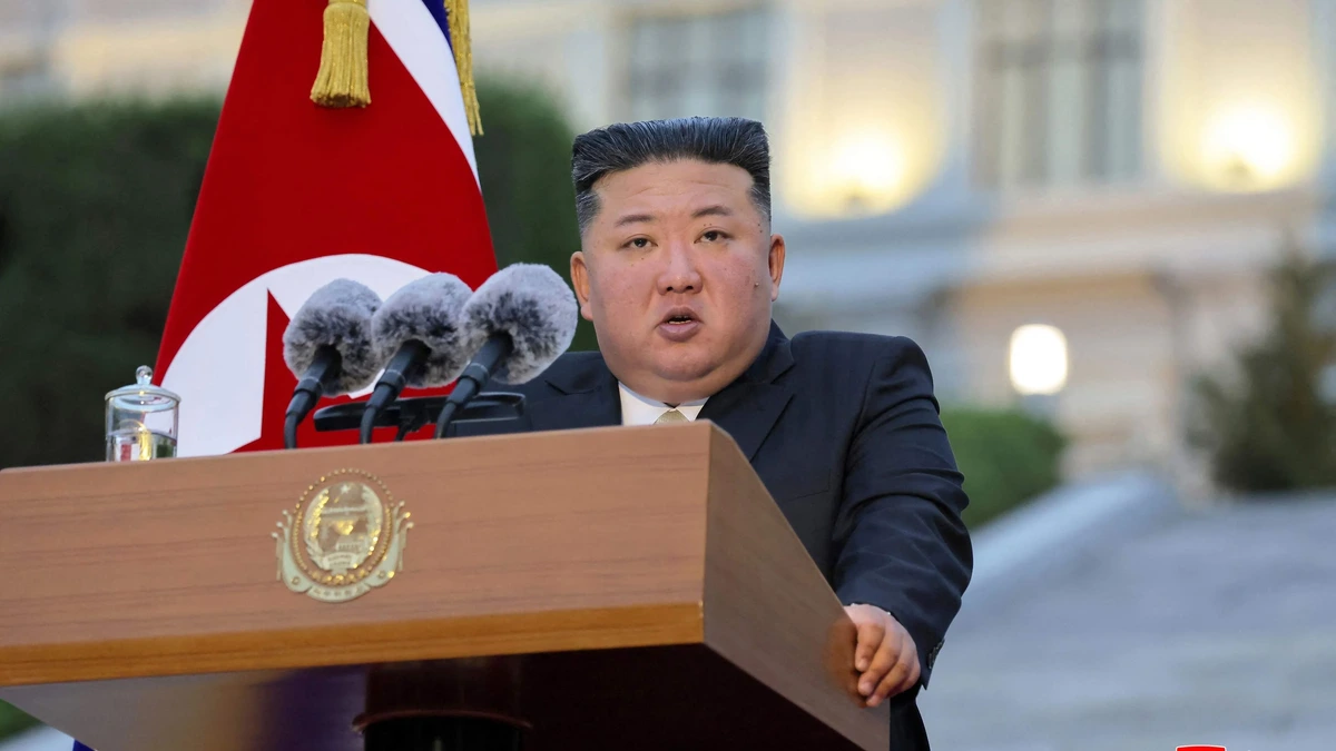 Inlichtingenrapport: ’Kim Jong-un heeft morbide obesitas en weegt 140 kilo, maar kan nog makkelijk de trap op rennen’