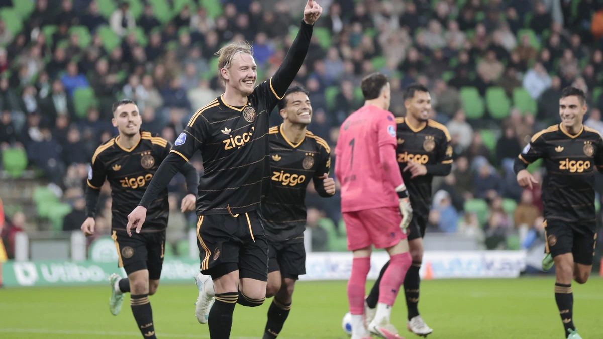 LIVE Eredivisie | Ajax maakt gehakt van FC Groningen in Euroborg