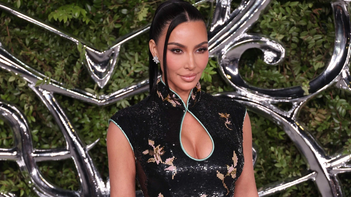 Tweede seizoen advocatenserie ’All’s fair’ met Kim Kardashian in november te zien