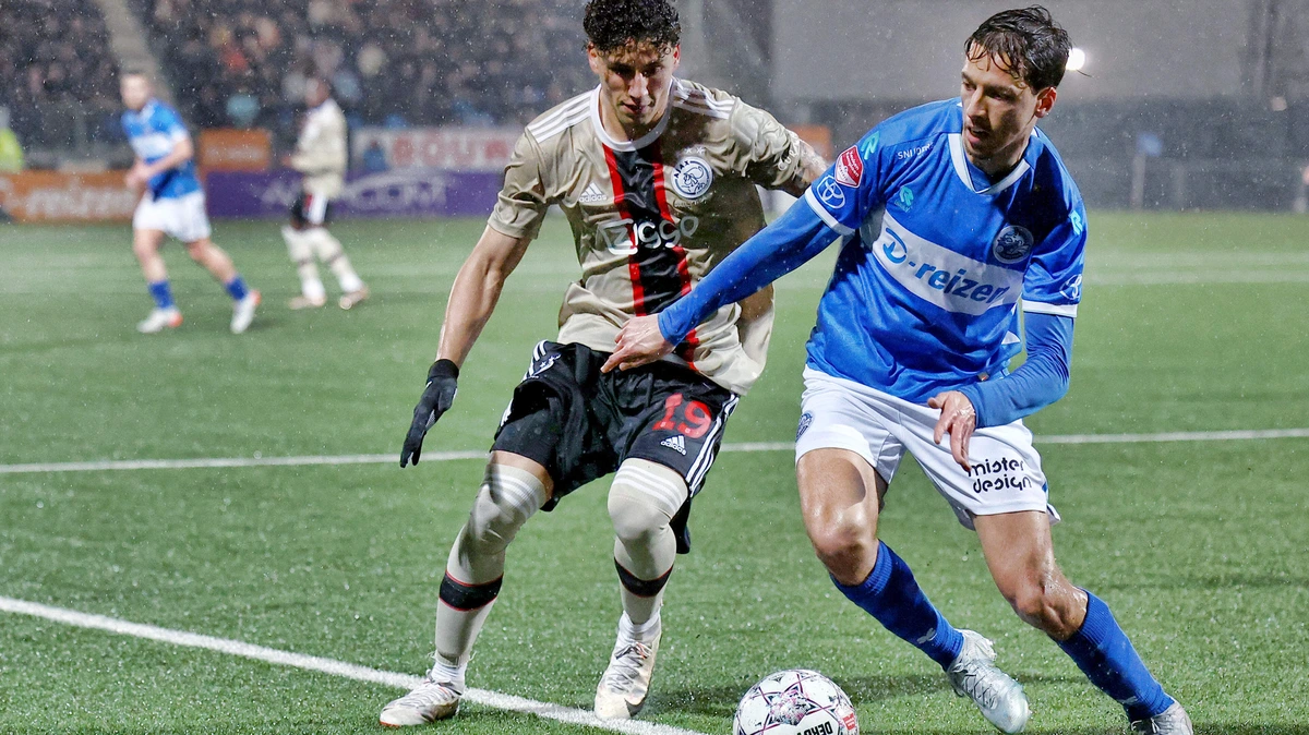 Ajax in de beker thuis tegen FC Den Bosch, PSV ontvangt Vitesse, Feyenoord op bezoek bij amateurs