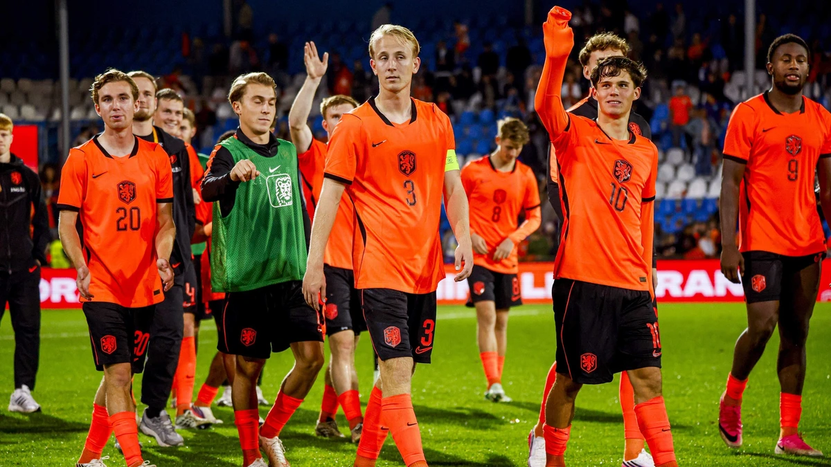 Jong Oranje speelt allesbeslissende play-offduel voor EK in Almere