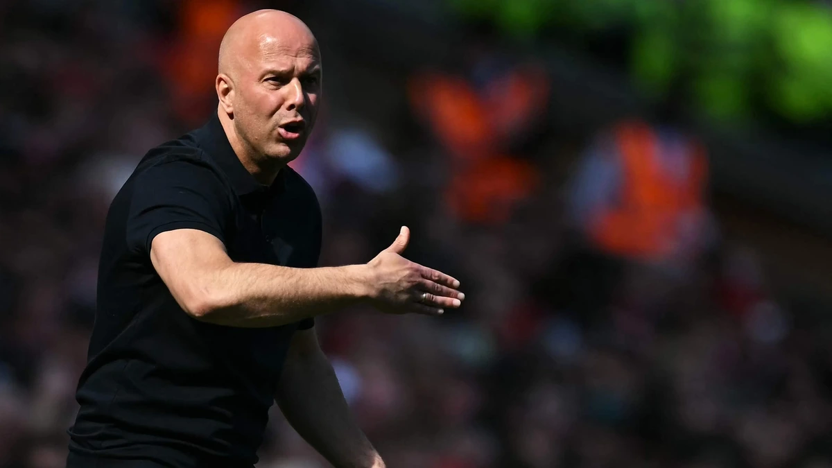 Arne Slot keert vier maanden na vertrek bij Liverpool terug in voetbalwereld