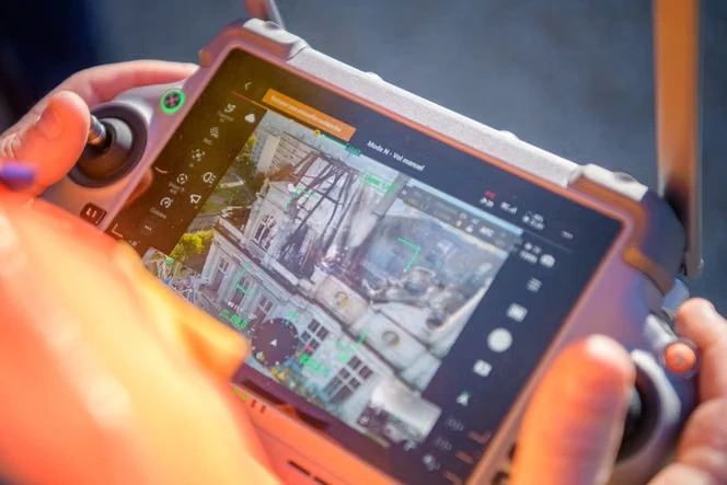 A Limoges, la « colère » » et la « sidération » après l’incendie qui a ravagé l’hôtel de ville