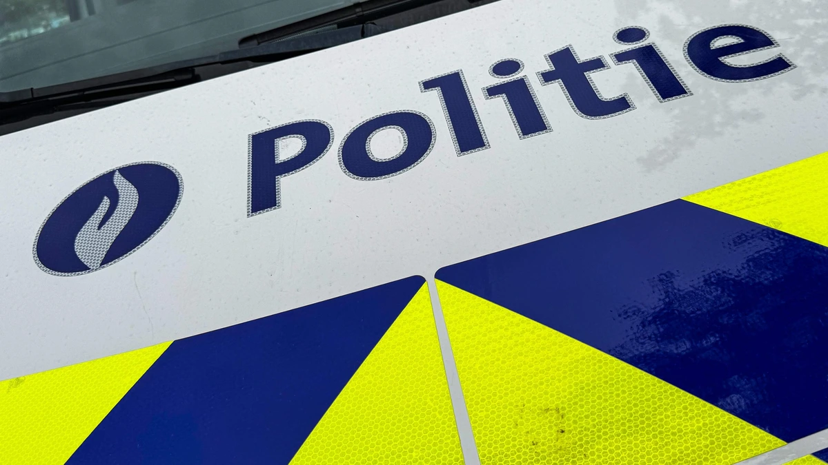 Nederlander rijdt in op Belgische agenten, zit nu vast