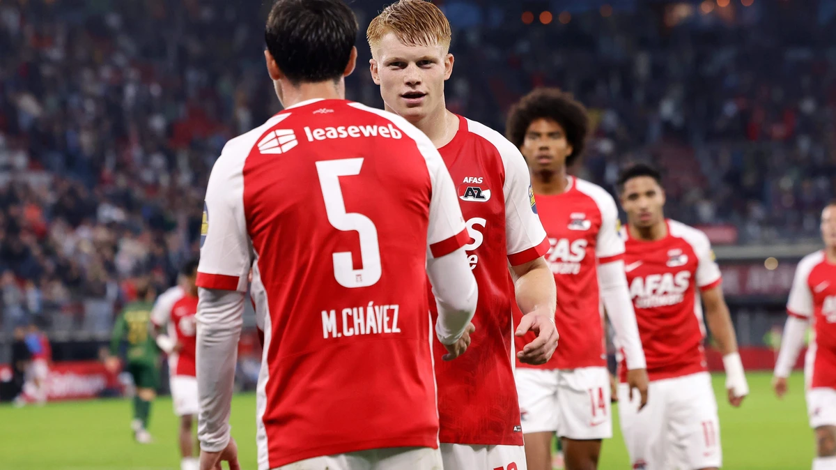 Kees Smit (20) werd constant gelinkt aan Europese top, maar blijft nu langer bij AZ