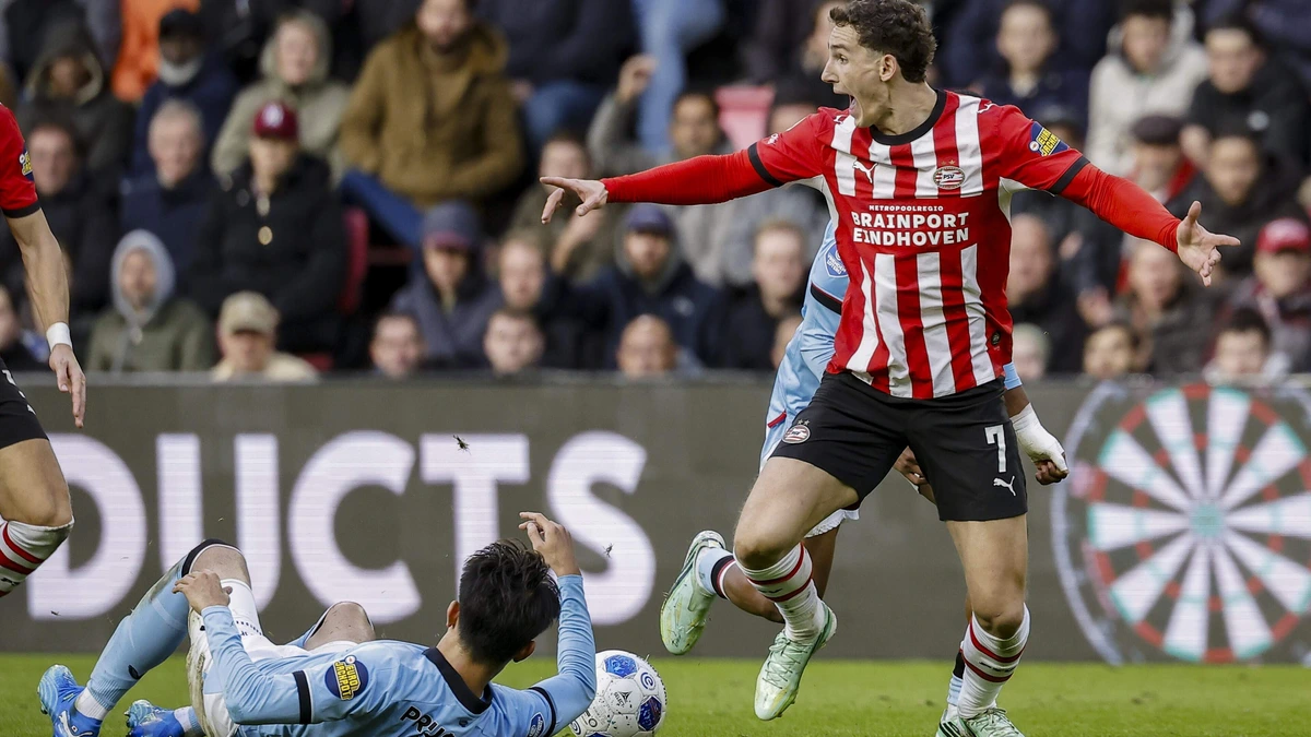 ’Dan had Ruben van Bommel op een voor hem onwennige positie zeker gescoord tegen Feyenoord’