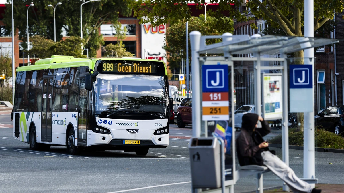 Werknemers streekvervoer staken donderdag wederom voor betere cao