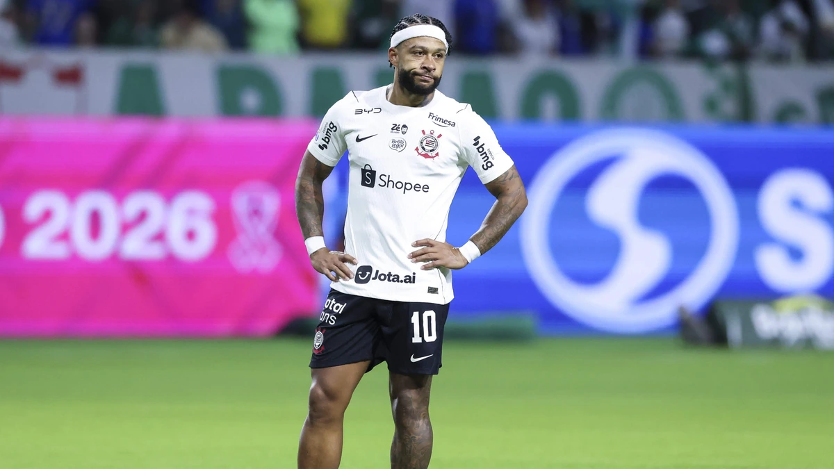 ’Clarence Seedorf kan voorlopig geen beroep doen op Memphis Depay bij Corinthians’