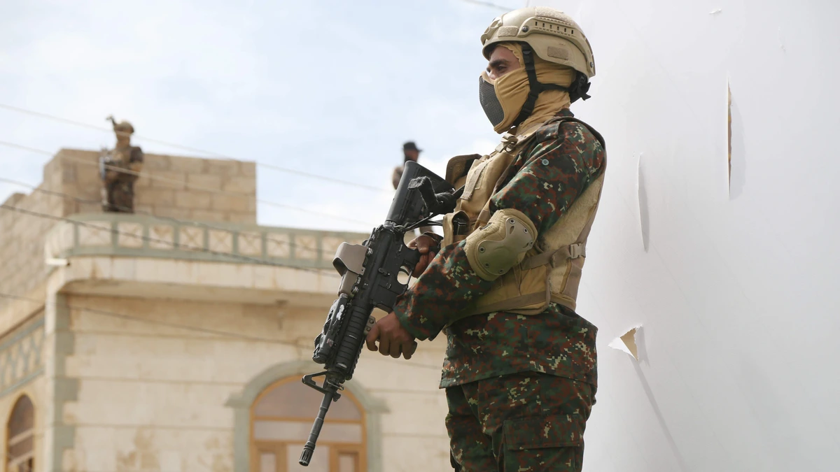 LIVE | Zware explosies gehoord in hoofdstad Jemen, Houthi’s spreken van ’Saoedische agressie’