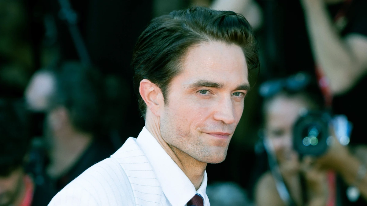 Hoe 2026 een absoluut boerenjaar is voor Robert Pattinson: ’Voor mij draait het niet meer om grote films of hoofdrollen’