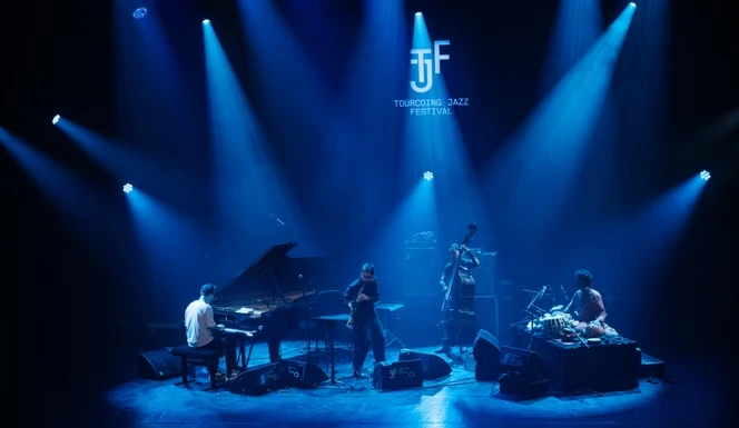 A Tourcoing, le besoin de souffler du saxophoniste Emile Parisien