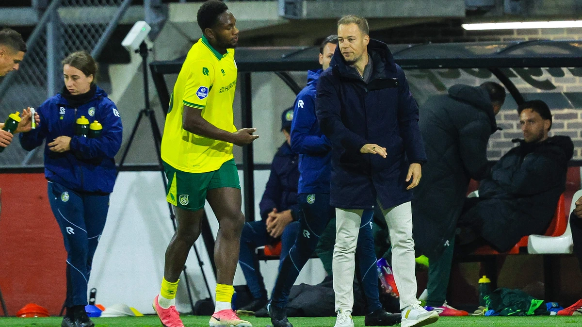 Fortuna Sittard-trainer Danny Buijs waarschuwt koploper Feyenoord: ’Het is niet onmogelijk’