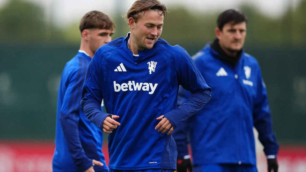 Matthijs de Ligt (27) duikt na elf maanden afwezigheid ineens weer op bij Manchester United