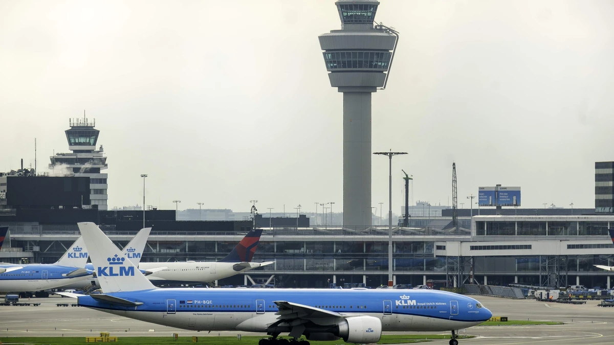 Schiphol haalt app tijdelijk uit de lucht om PHP-lek, website wel bereikbaar