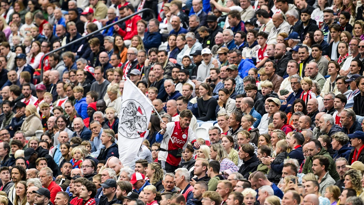 109 aanhoudingen en nog meer ongeregeldheden tussen supporters Ajax en HNK Hajduk Split verwacht: ’600 agenten ingezet om stad te beveiligen’