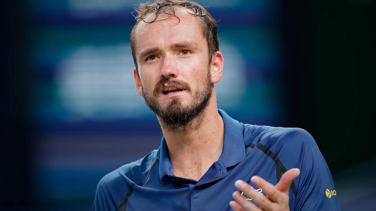 Daniil Medvedev schrijft in Almaty 25e titel bij, Elena Rybakina verovert in Ningbo vierde titel van dit jaar