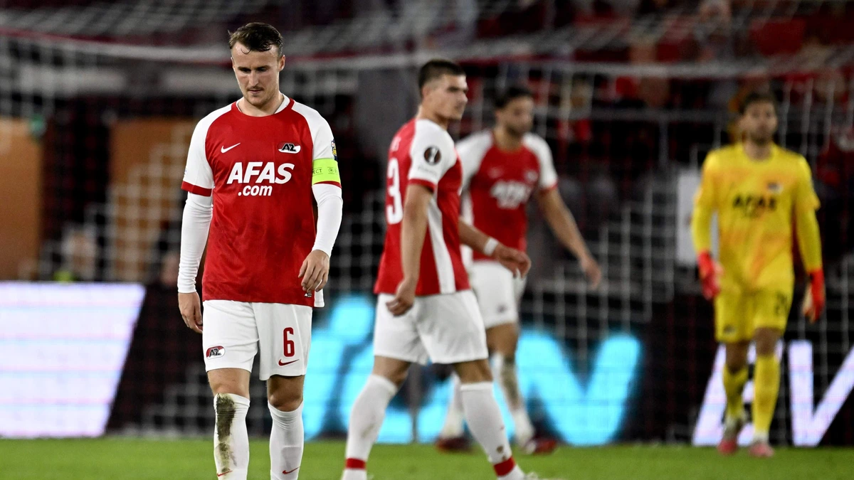 LIVE Europa League | Mexx Meerdink schiet AZ vanaf de stip weer op voorsprong tegen Hapoel Beer Sheva