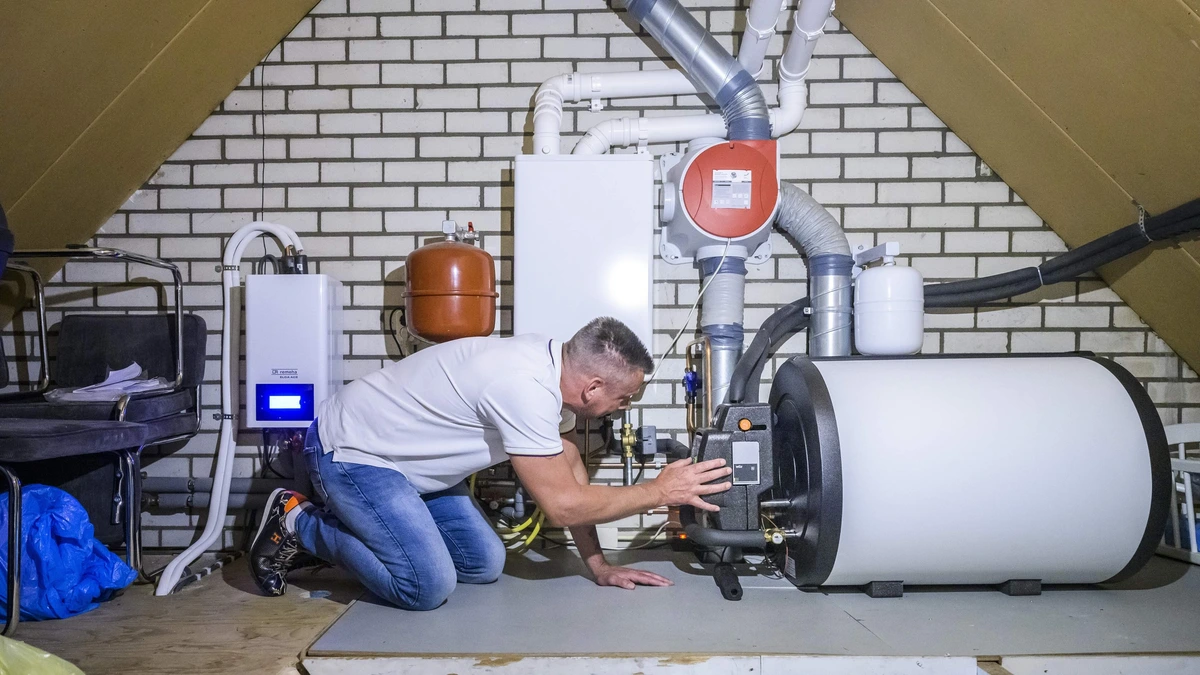 Weer komt het kabinet met de ’dwangpomp’: zo werkt die en dit ga jij ervoor betalen