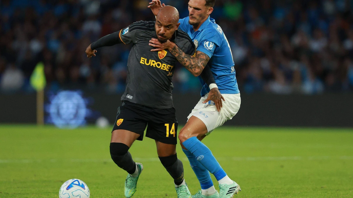 LIVE buitenlands voetbal | AS Roma dankzij assist Donyell Malen terug in de wedstrijd tegen Napoli