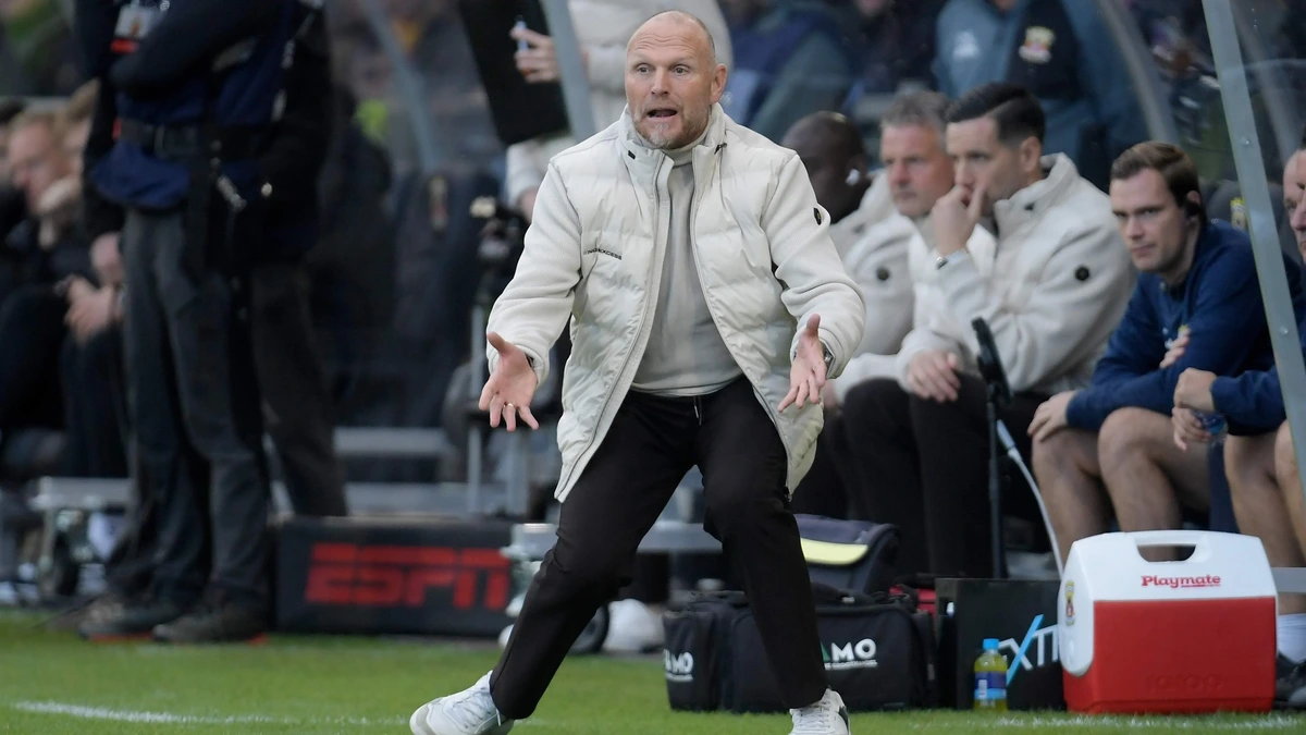LIVE Eredivisie | PEC treft Go Ahead Eagles in IJsselderby, afgetrapt in Zwolle