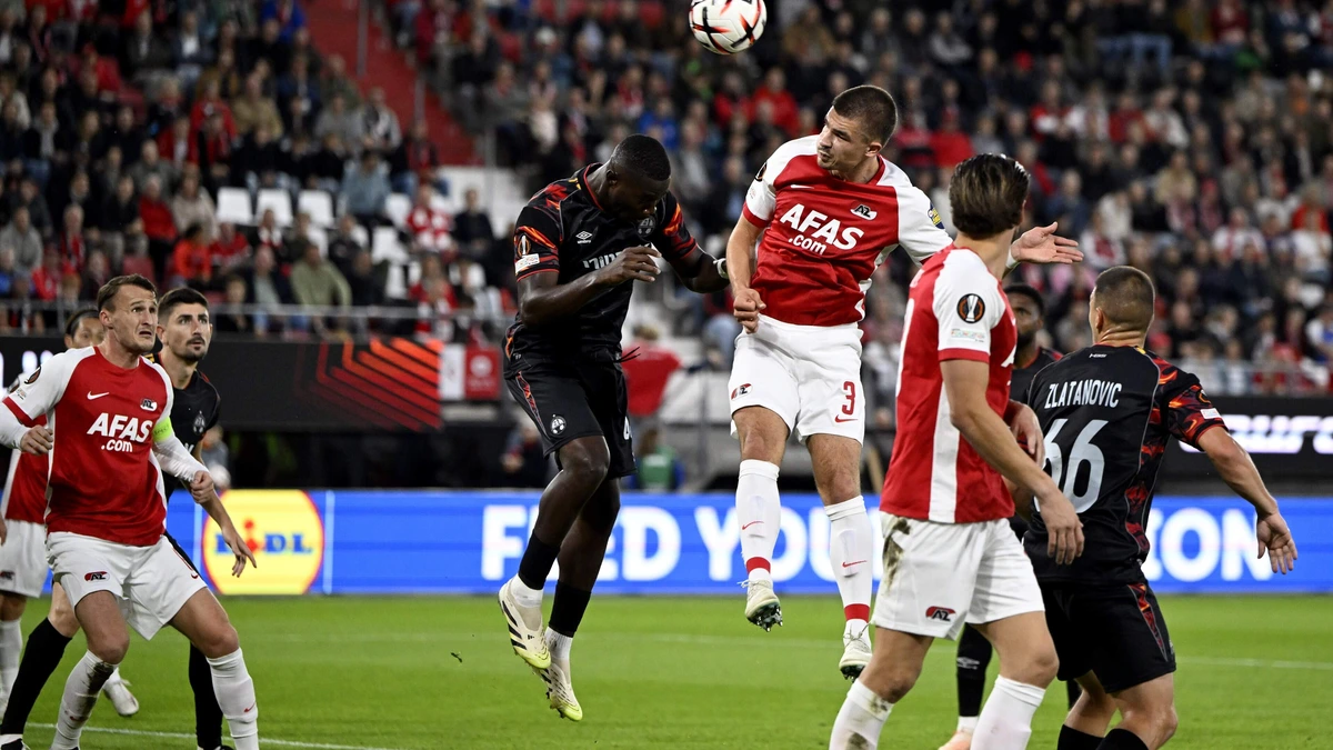 LIVE Europa League | Peer Koopmeiners schiet AZ vlak na rust verdiend op voorsprong tegen stug Hapoel Beer Sheva