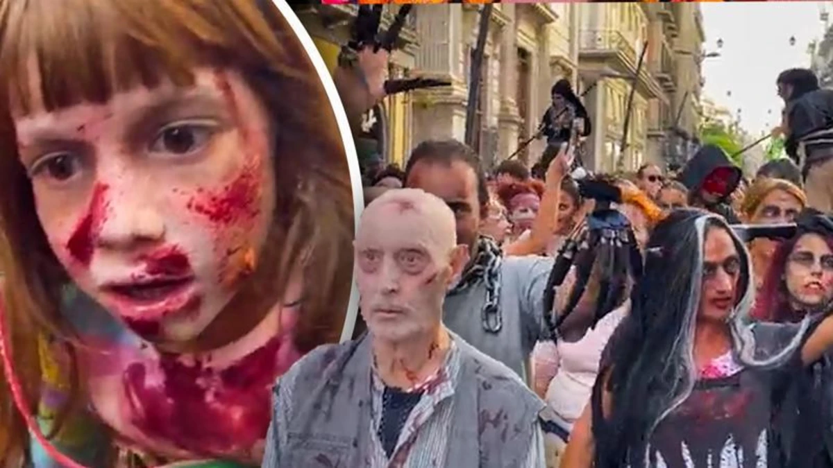 Opmerkelijke beelden: zombieparade in straten van Napels