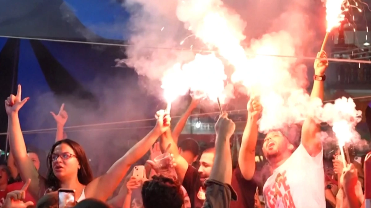 Braziliaanse kiezers vieren feest: Lula wint opnieuw verkiezingen