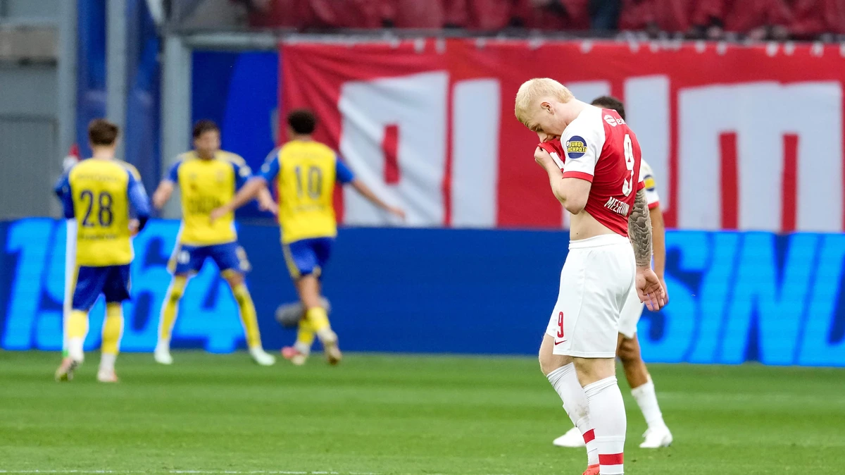 LIVE Eredivisie | AZ moet weer in de achtervolging: Cambuur neemt opnieuw de leiding