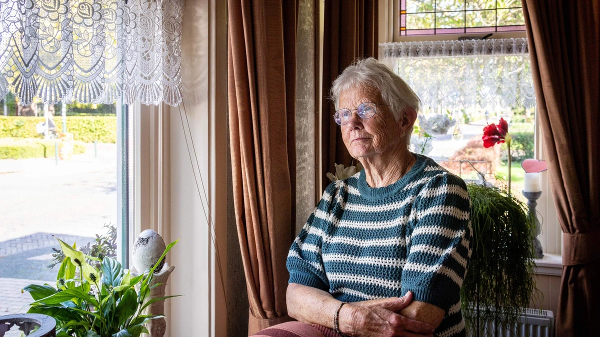 Gina (77) kan na twaalf jaar nog altijd geen afscheid nemen van vermiste zoon Sicco: ’We weten niet eens zeker of hij overleden is’