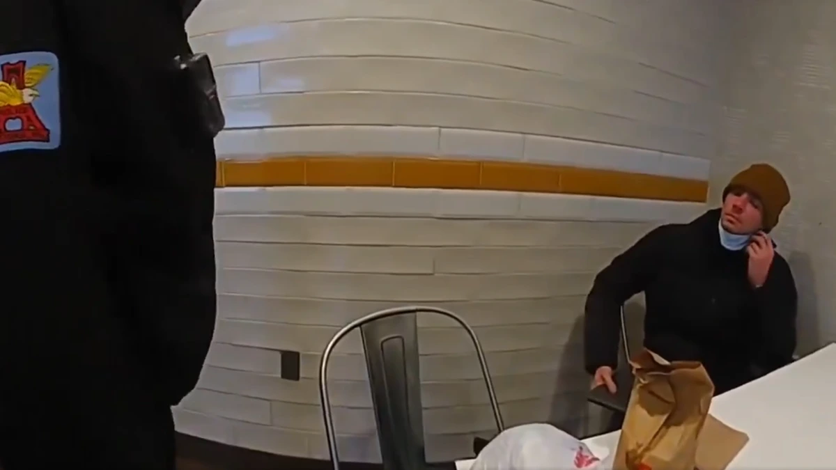 Nieuwe beelden opgedoken arrestatie Luigi Mangione in McDonald’s: ’Het is hem verdomme!’