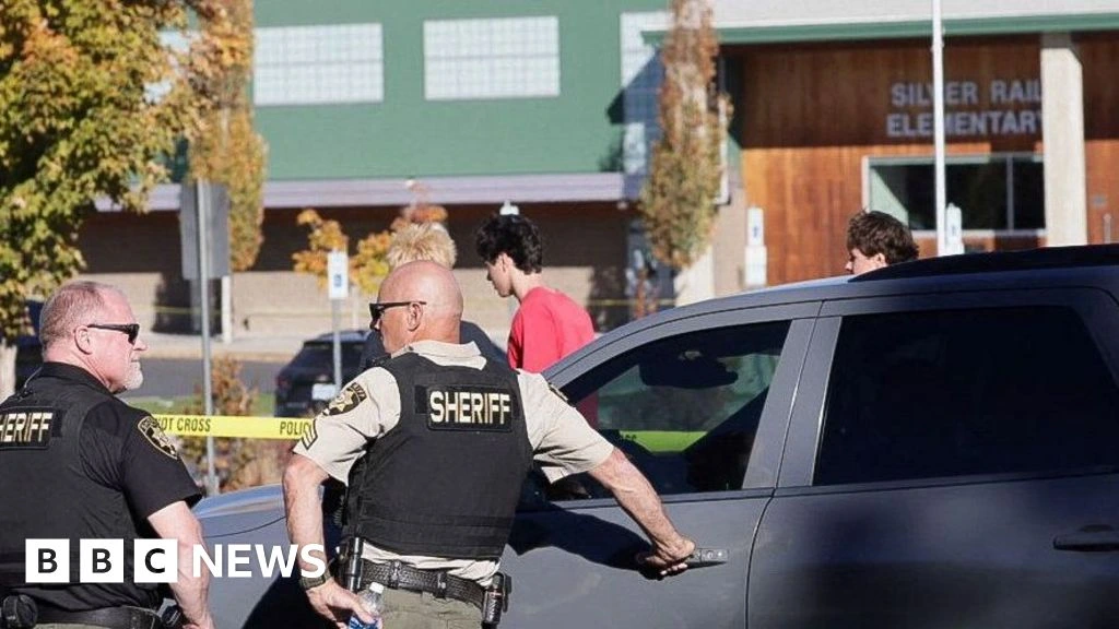 Three children and teacher killed by 16-year-old at Oregon primary school
