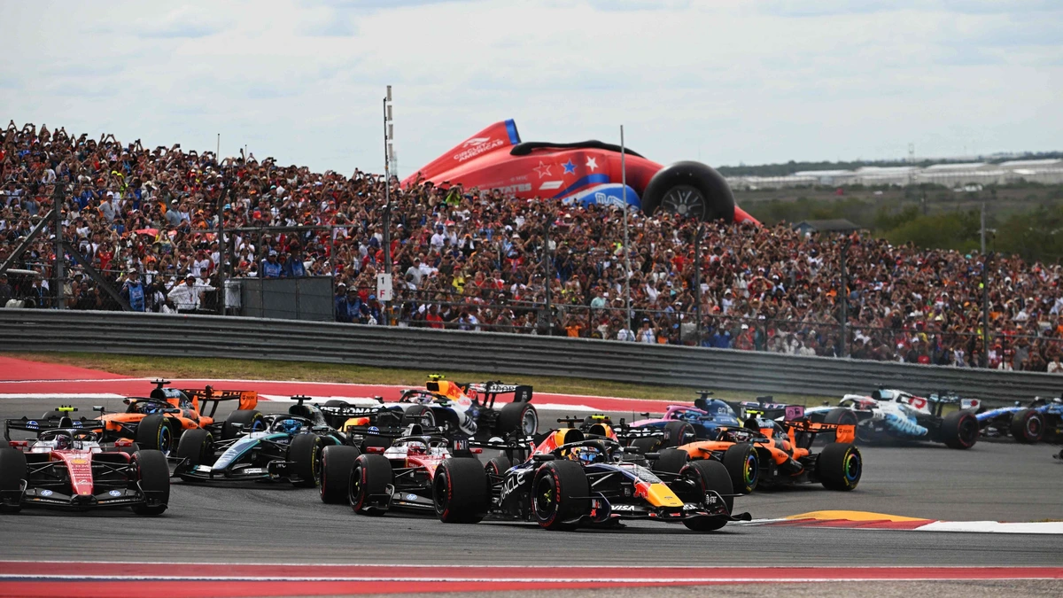 Kimi Antonelli moet titelfeestje nog even uitstellen na zege in Austin, gefrustreerde Max Verstappen knokt zich naar derde plek