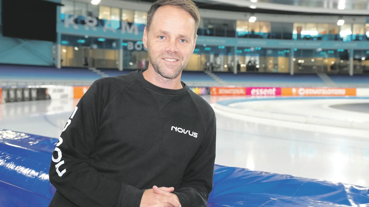 Schaatscoach Johan de Wit na flirt: ’Ik dacht bij mezelf, wat weet jij nou van roeien?’