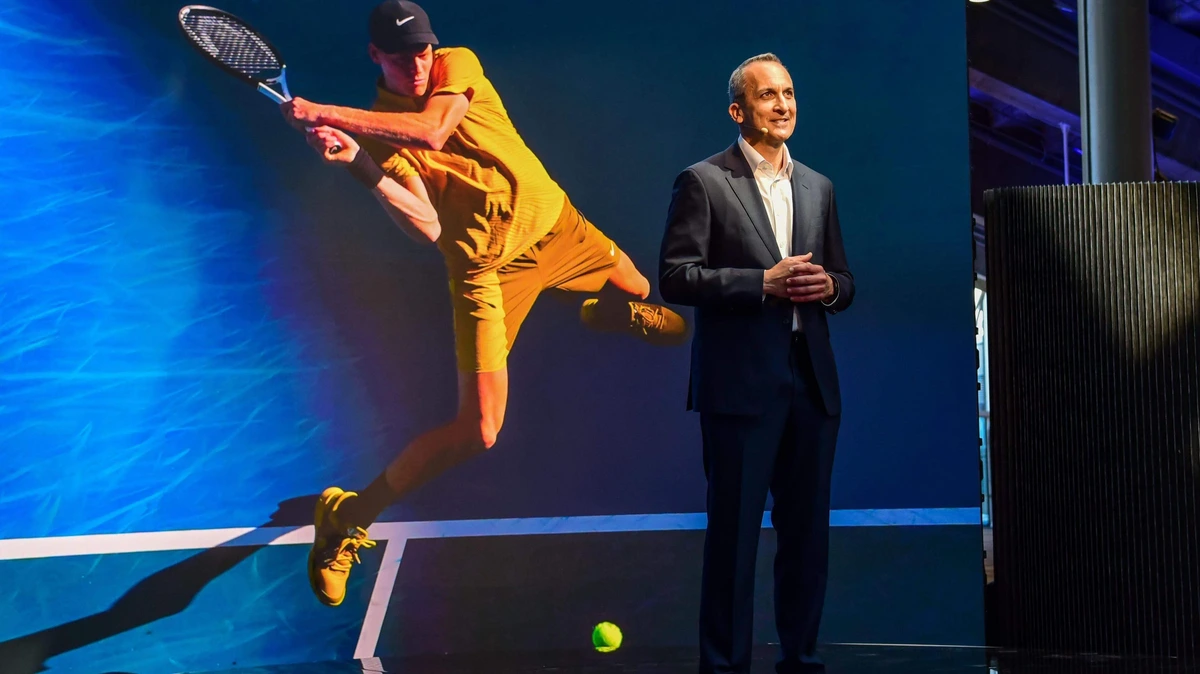 Nieuwe Australian Open-baas gaat pijnlijk in de fout: ’Natuurlijk weet ik dat het Jannik Sinner is’