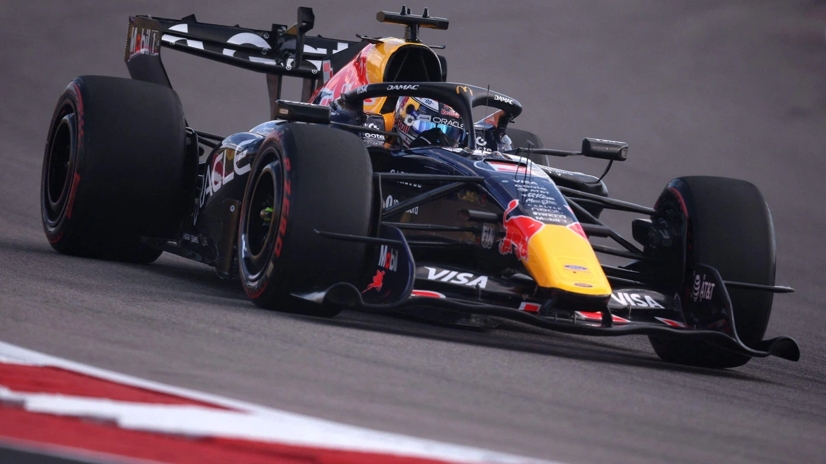 Kimi Antonelli pakt pole position in Austin, Max Verstappen ook op eerste startrij