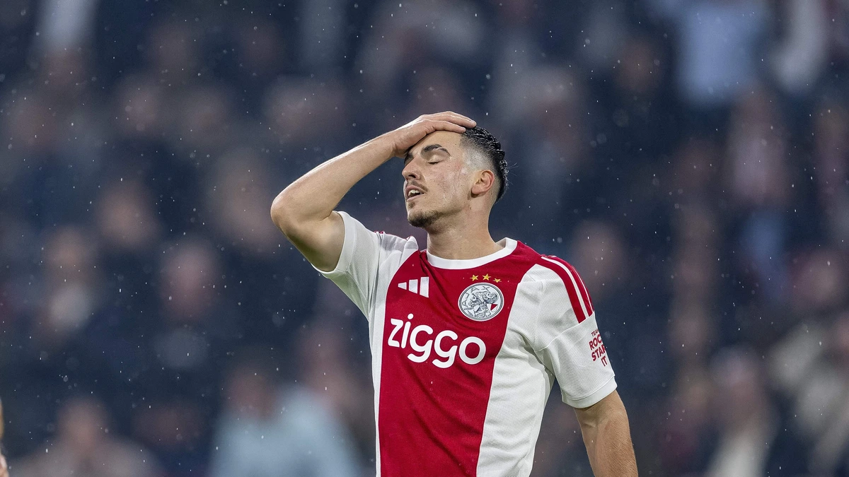 Ajax laat bij hervatting Eredivisie direct punten liggen tegen NEC
