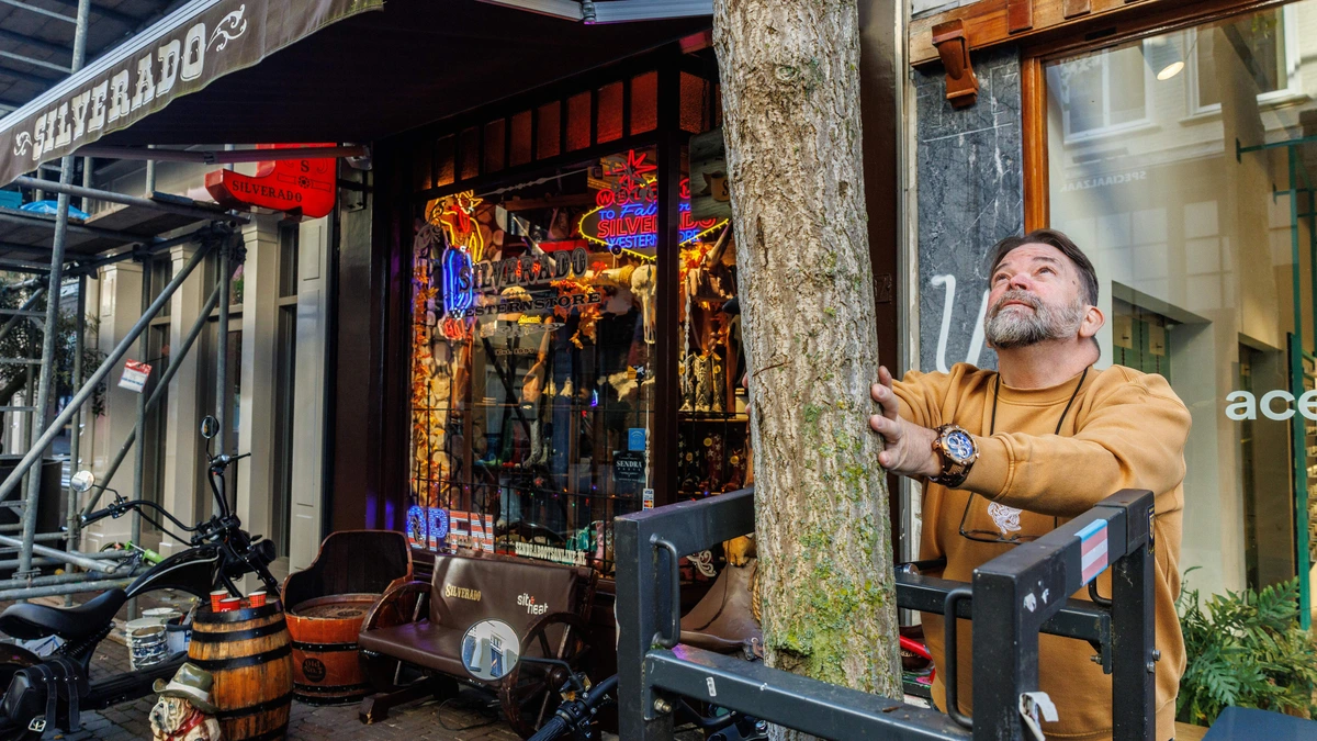 Stinkbomen verzieken sfeer in populaire winkelstraat Nijmegen: ’Je ziet mensen met hun hand of zakdoek voor de mond’