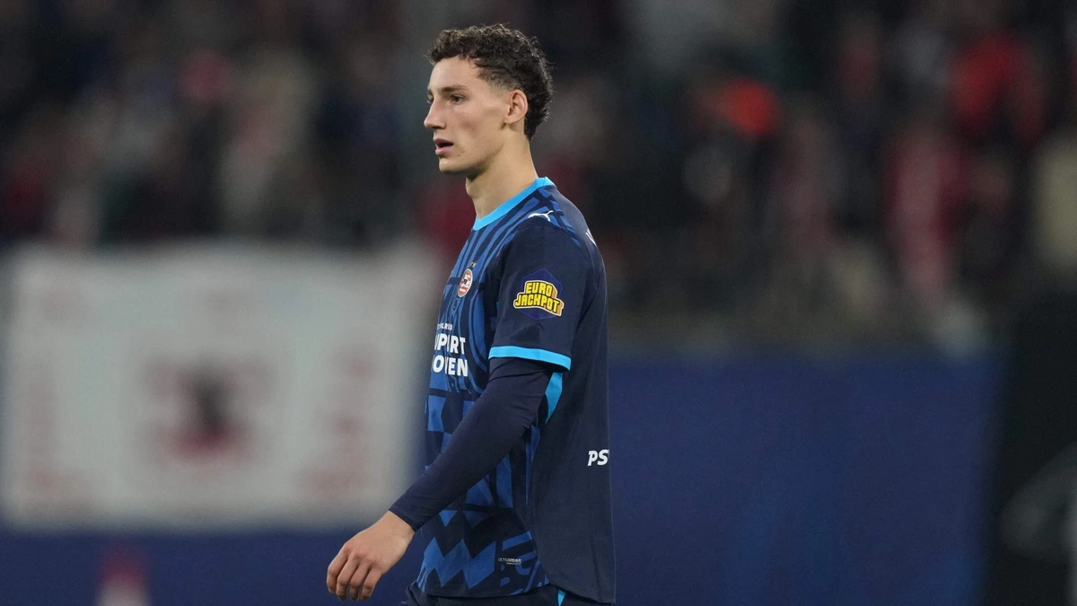 LIVE Eredivisie | Ruben van Bommel ontbreekt in selectie PSV tegen ADO Den Haag, risico te groot