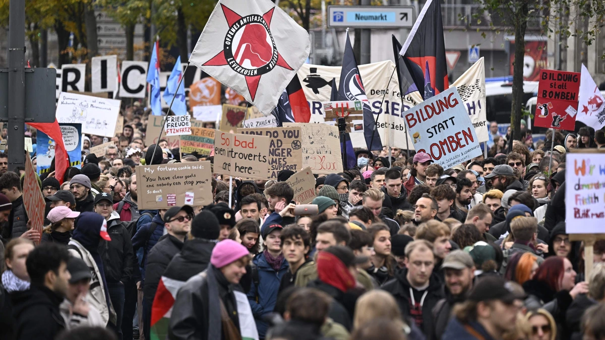 LIVE | Demonstratie in Parijs begonnen, ook Duitsland maakt zich op voor jongerenprotesten