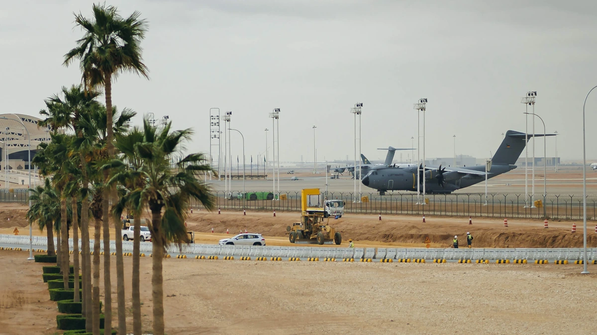 LIVE | Drie Saoedische burgers gedood bij aanvallen op luchthaven Riyad