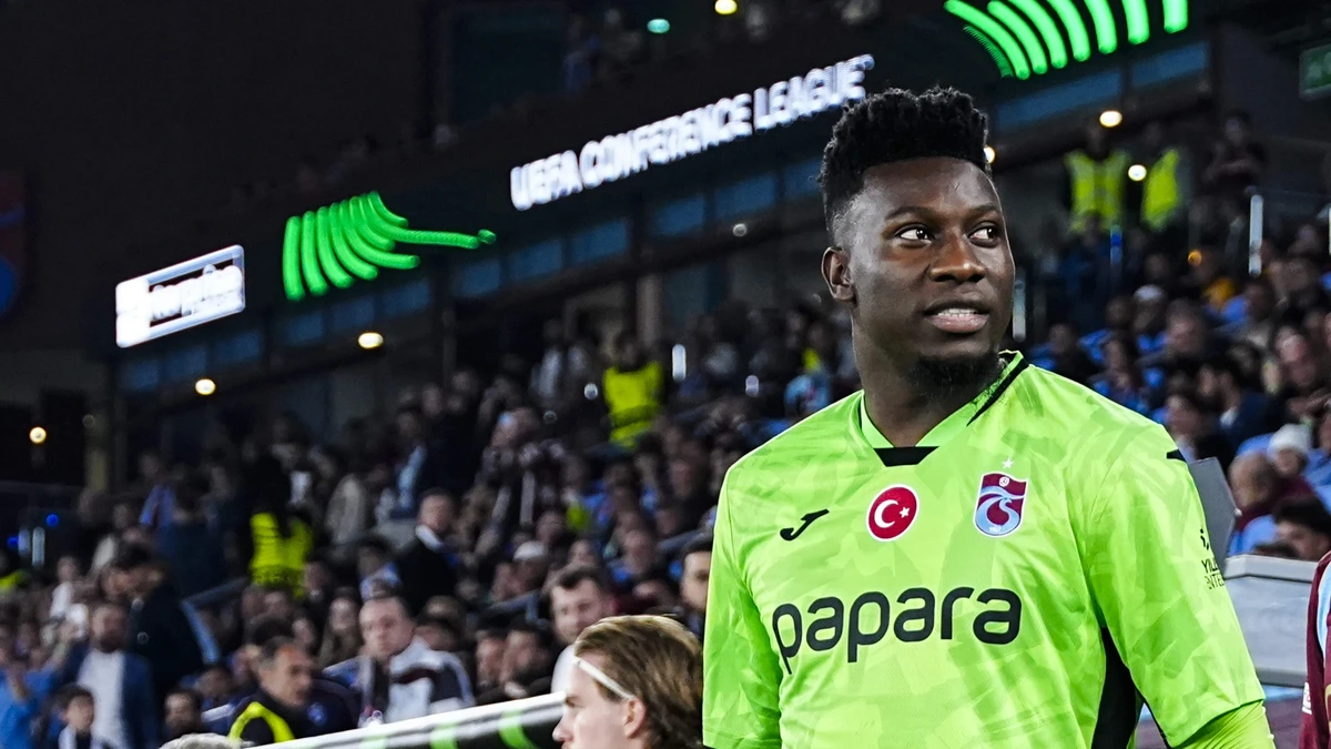 Ex-Ajacied André Onana naar ziekenhuis na crash in Turkije: ’Wensen hem een spoedig herstel’