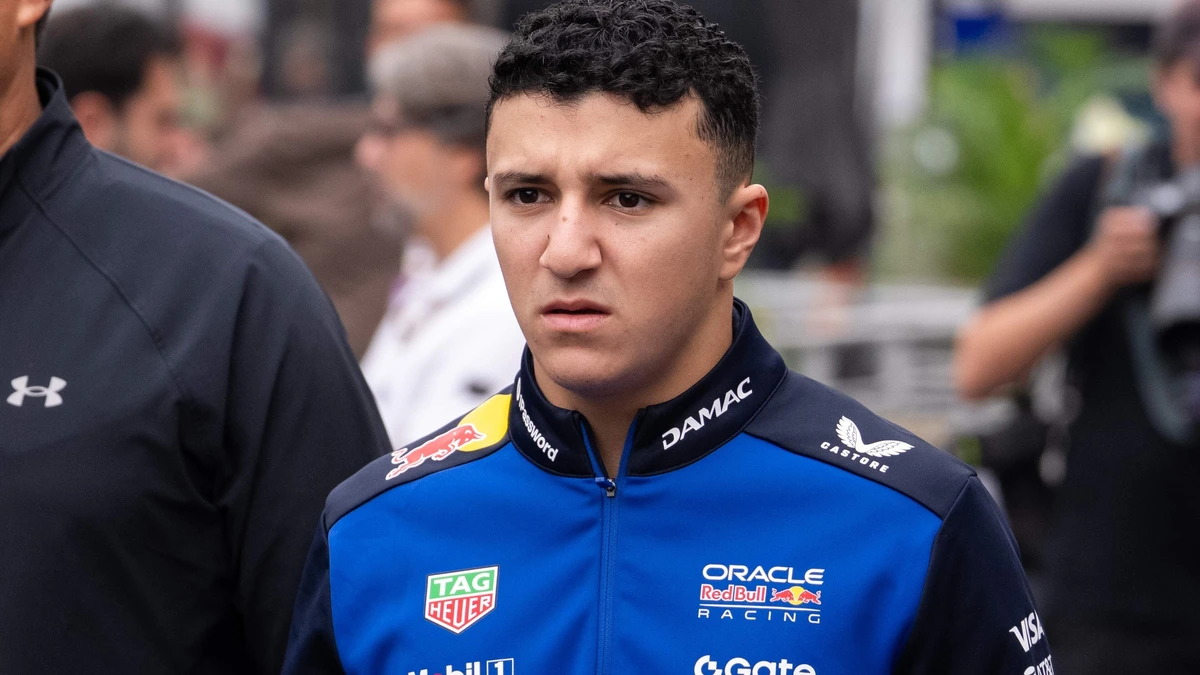 Isack Hadjar krijgt formele waarschuwing in Mexico na duw aan opdringerige fan