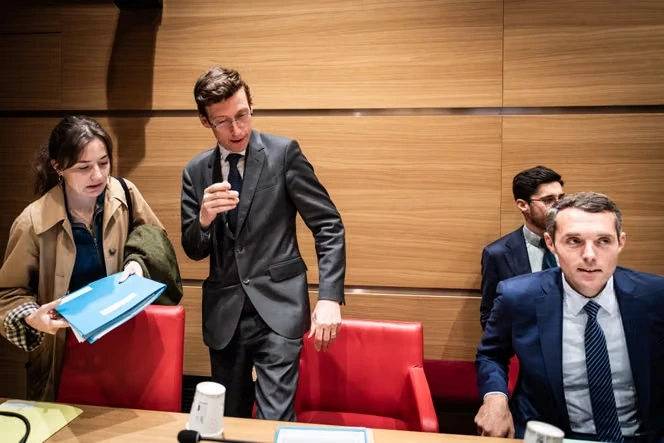 Face au mouvement lycéen, le gouvernement se donne du temps, au risque de l’enlisement